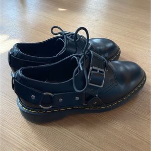 Dr Martens Henree Derby